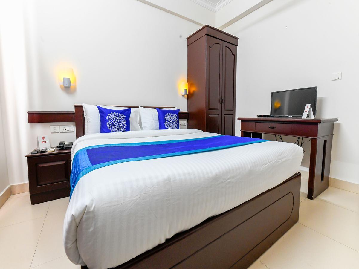 Oyo 11309 Hotel Green Land Residency Kochi Zewnętrze zdjęcie