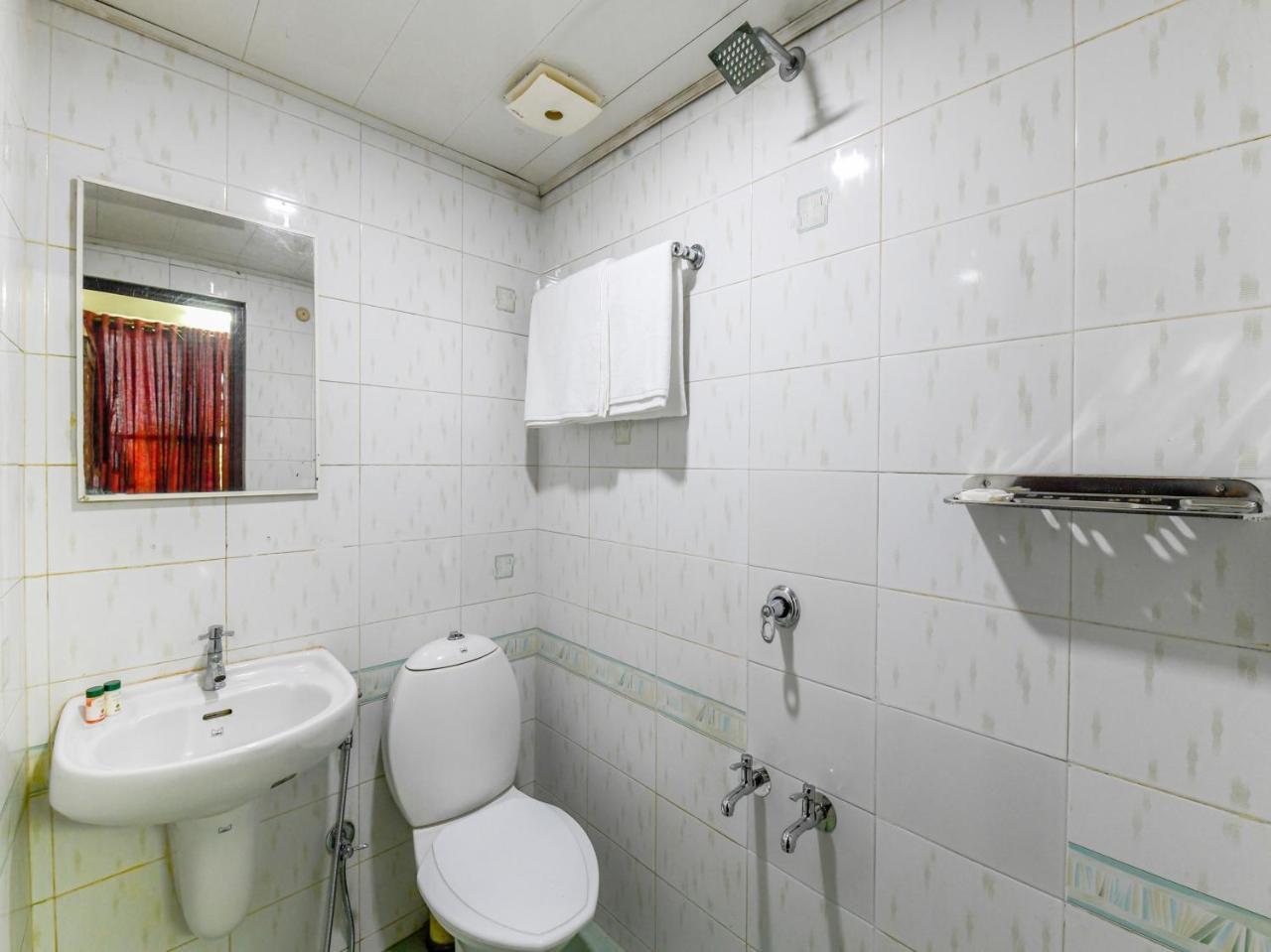 Oyo 11309 Hotel Green Land Residency Kochi Zewnętrze zdjęcie